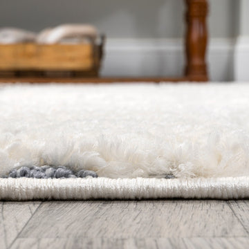 Pia Moroccan Trellis Plush Carved Area Rug
